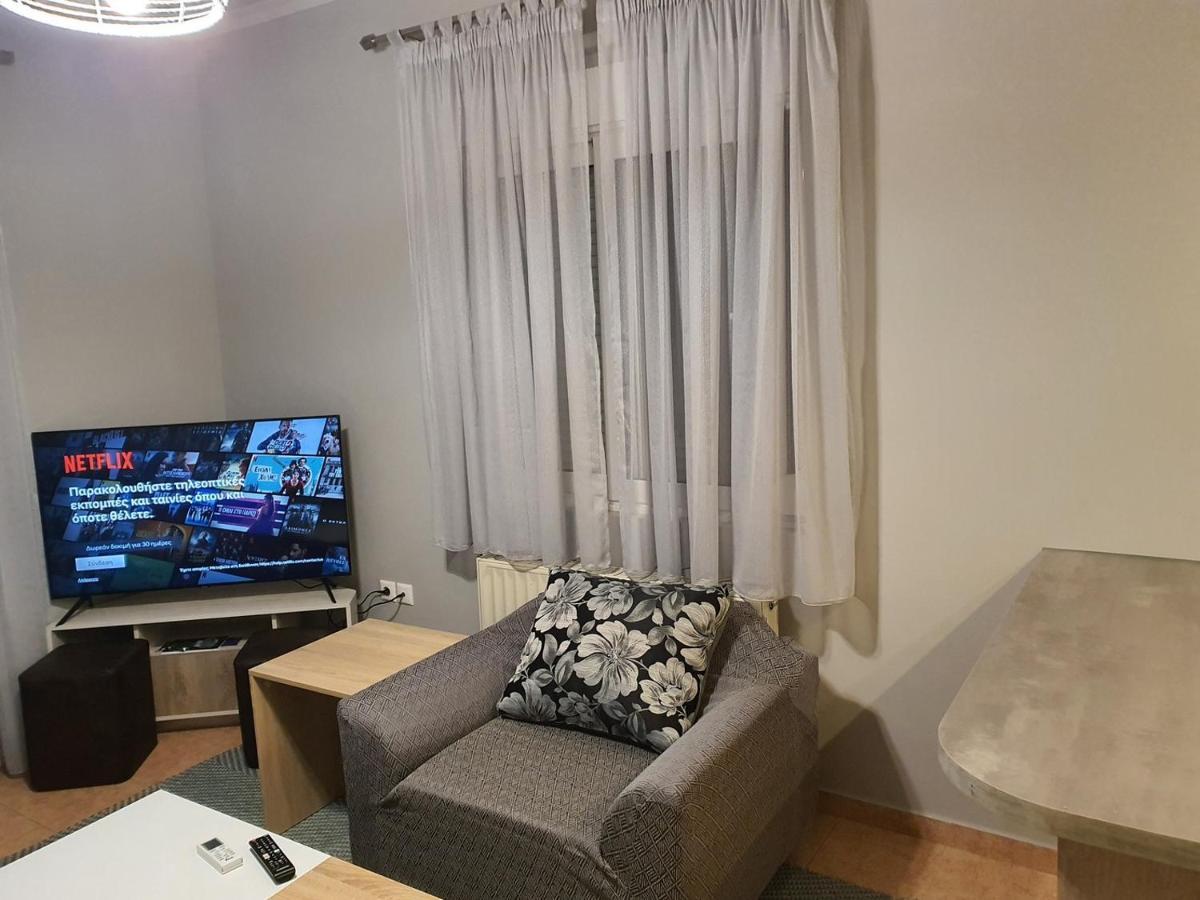 Theos Apartment Dedeağaç Dış mekan fotoğraf
