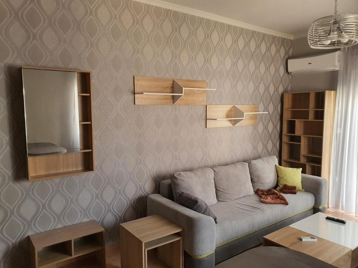 Theos Apartment Dedeağaç Dış mekan fotoğraf