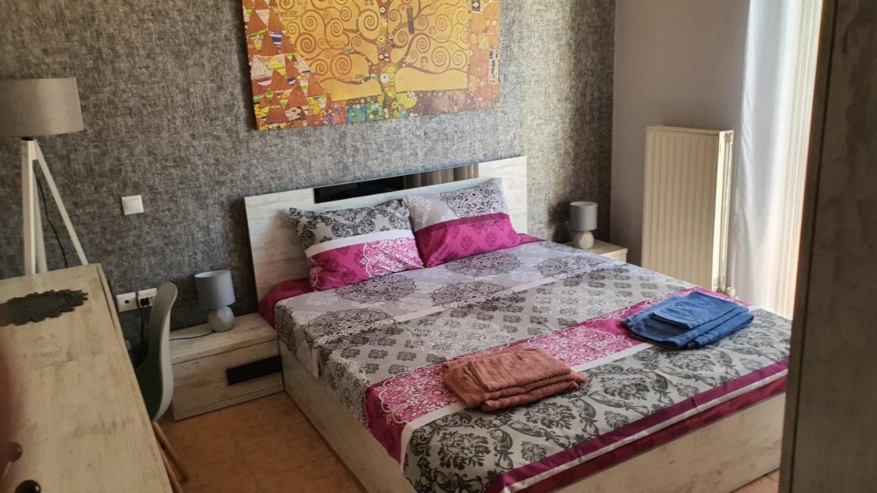 Theos Apartment Dedeağaç Dış mekan fotoğraf