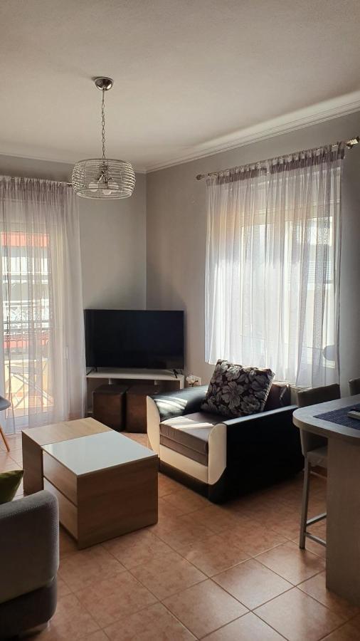 Theos Apartment Dedeağaç Dış mekan fotoğraf